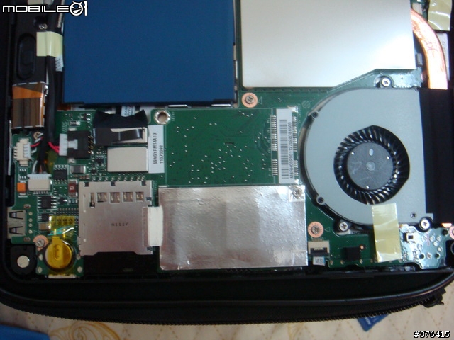 Acer W500 Windows平板電腦不專業拆機分享