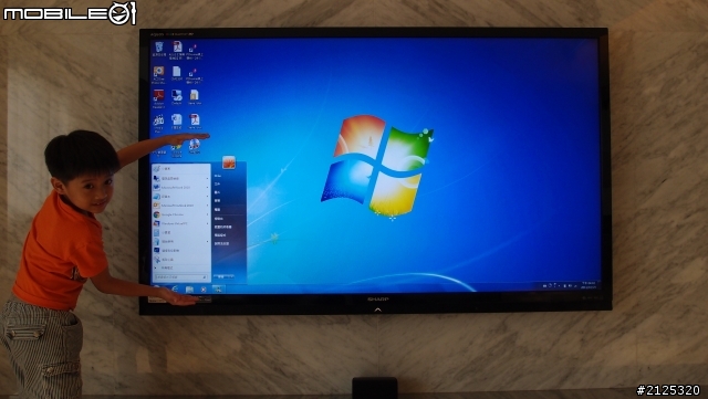 直下式 70 吋 3D  SHARP LC-70LE735U  不專業開箱文