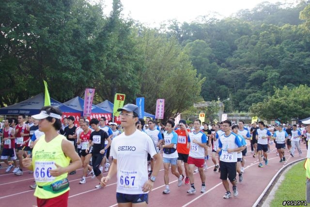 2011貓空路跑隨手拍~有土城財哥您的照片