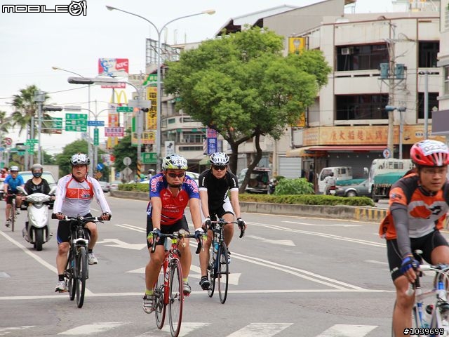 環台中100K 照片(路上拍的，終點拍的，車友請自取)