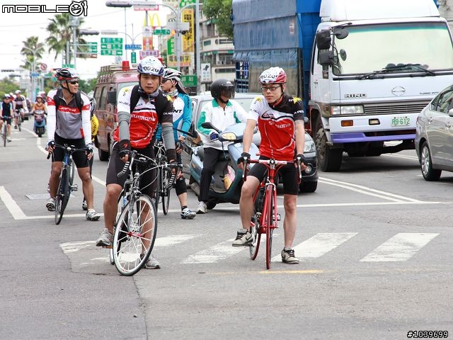 環台中100K 照片(路上拍的，終點拍的，車友請自取)