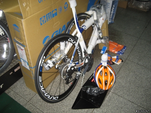 2012 TCR Advanced SL ISP Rabobank 開箱文