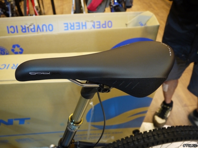 好料一次開箱兩台-- 2012 GLORY 0 & 2012 REIGN 0