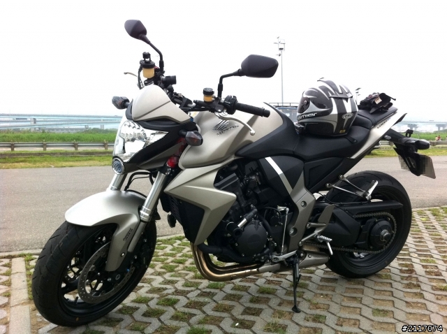 [開箱文] HONDA CB1000R