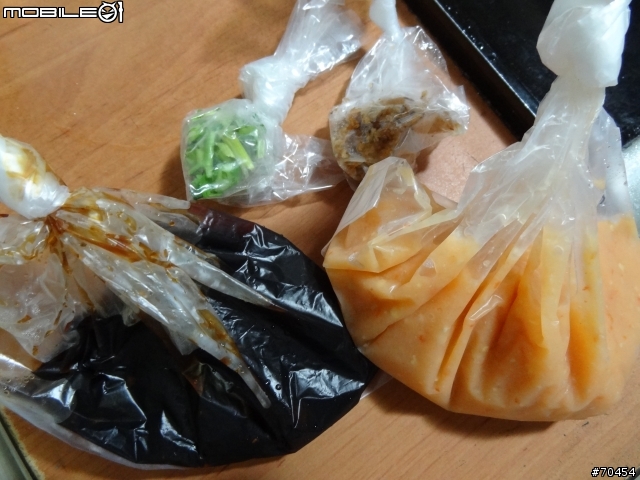 請問有沒有人知道,這是那家的水晶餃呢?
