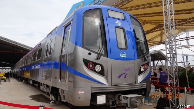 機場捷運電聯車展示，圖多