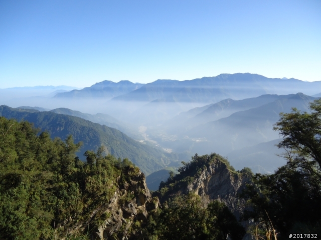 10/23-10/24阿里山之戀(龍銀山步道-祝山日出-對高岳步道)