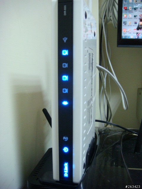 [分享] D-Link DIR-655 試用體驗[10/22 新增一週不關機下載測試]