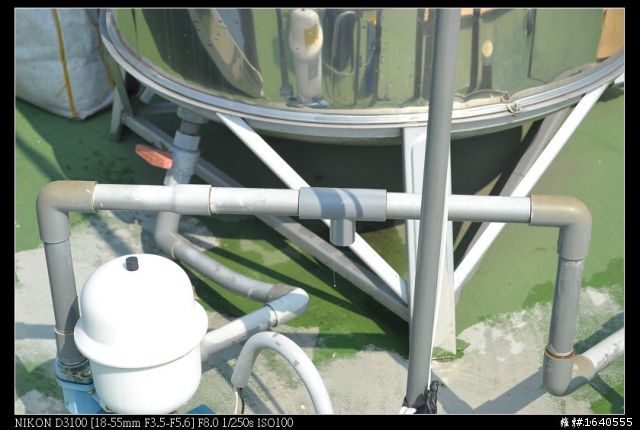 我家太陽能熱水器完工