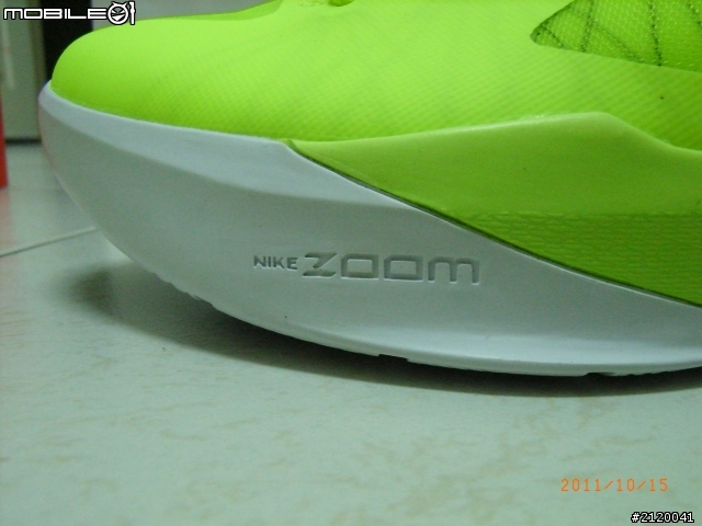 [簡單開箱文]NIKE Hyperdunk 2011 螢光綠