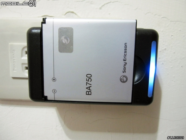 [11/03開箱補充-圖多] Xpreia Arc S 和 Ray-Out 喬巴ARC套 和 日本 SANYO KBC-L2BS 和 黑執事收納包 和 Evangelion 吊飾