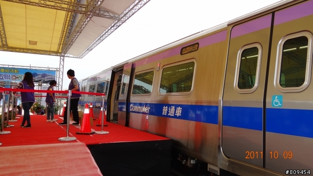 機場捷運電聯車展示，圖多
