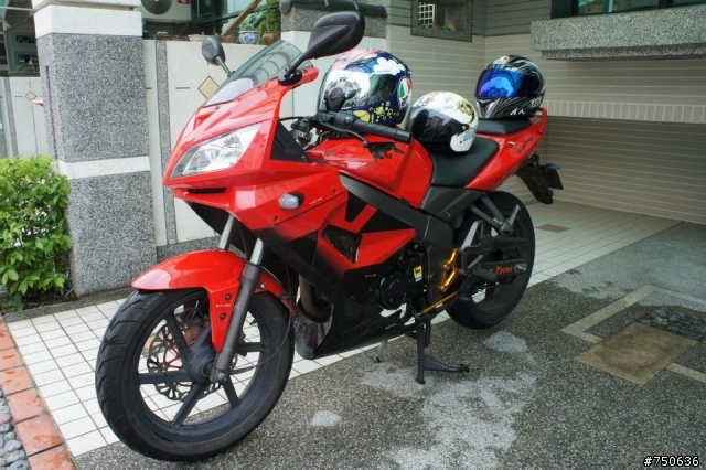 分享愛車(RSZ和酷龍)