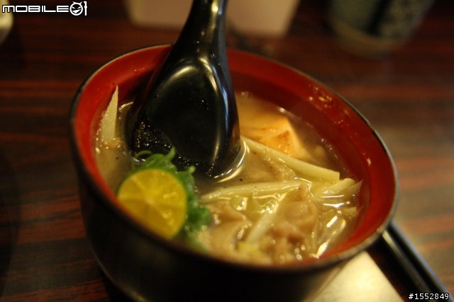 新莊市[鮭鮮人]壽司專賣店-當季特訂豪華毛蟹大餐