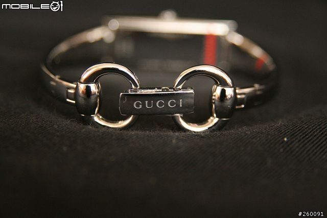 [開箱]GUCCI g-frame collection 緹花紋手錶