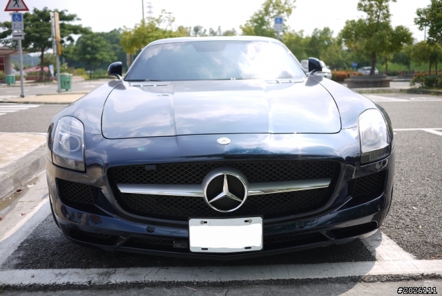 【遇見】Benz SLS AMG & Audi R8 V10