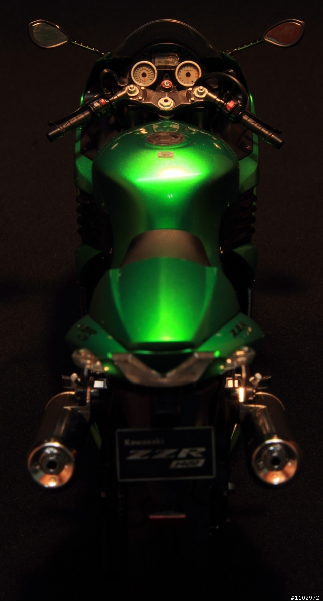 TAMIYA 1/12 KAWASAKI ZZR1400