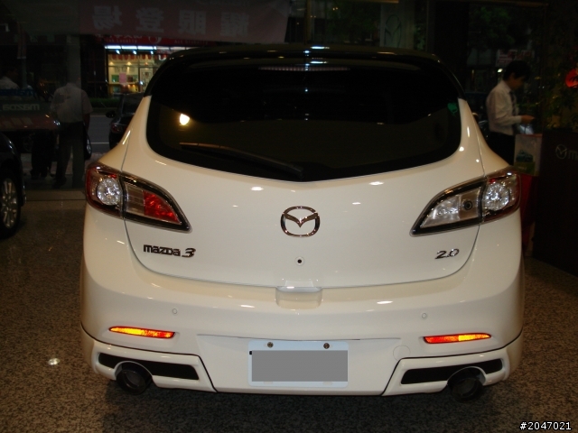NEW MAZDA 3 五門~~開箱文
