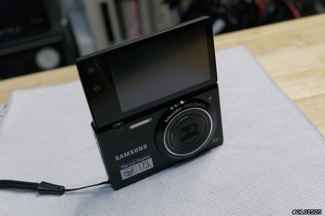 Samsung MV800 之 不專業的開箱文