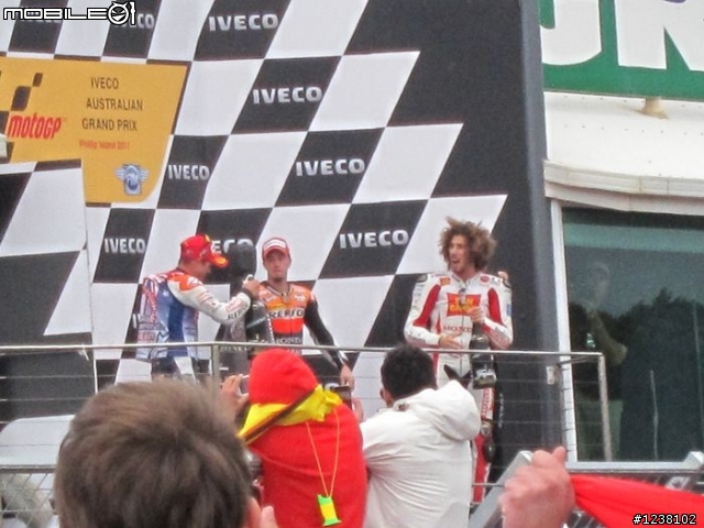 澳洲站 Marco Simoncelli   最後一次喝香檳