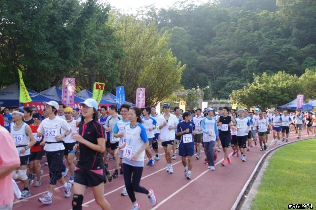 2011貓空路跑隨手拍~有土城財哥您的照片