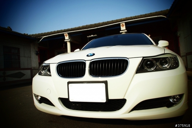 遲來的開箱  BMW e90 320I