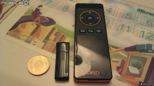 介紹一下這款小型的無線鍵盤Smart Remote Controller(可控制滑鼠及簡報筆功能)