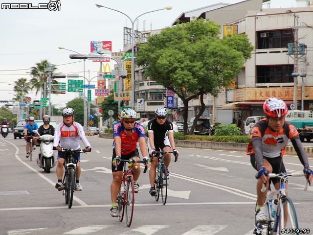 環台中100K 照片(路上拍的，終點拍的，車友請自取)