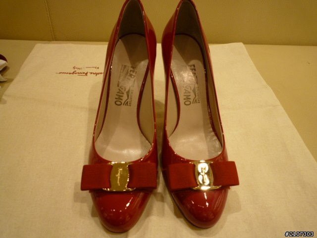 《開箱》Salvatore Ferragamo小紅鞋