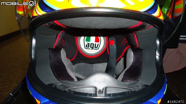 [開箱]AGV GP-TECH五大洲 同場加映DAINESE 上半身防摔衣(圖多文少)
