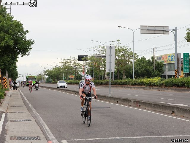 環台中100K 照片(路上拍的，終點拍的，車友請自取)