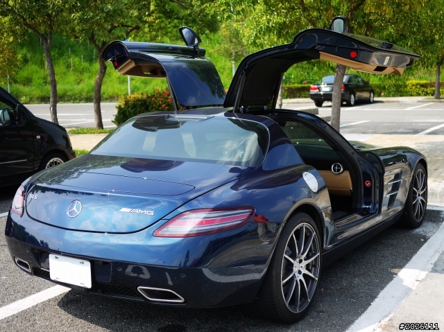 【遇見】Benz SLS AMG & Audi R8 V10
