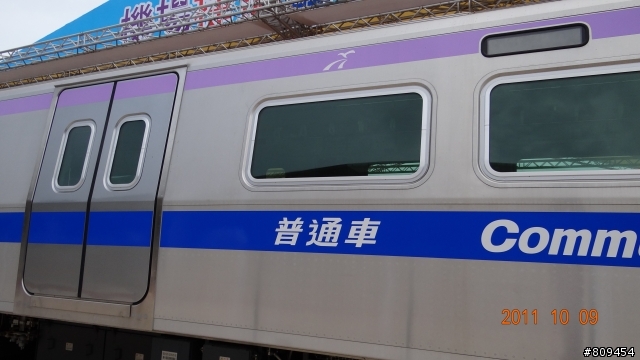 機場捷運電聯車展示，圖多