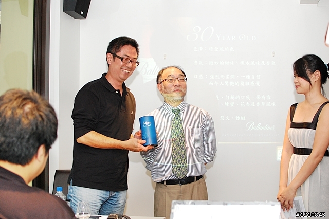 體驗酒香世家時尚風範 - 百齡罈品酒會 活動分享