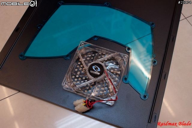 [開箱]Raidmax Blade黑紅巨劍機殼 外型犀利開箱