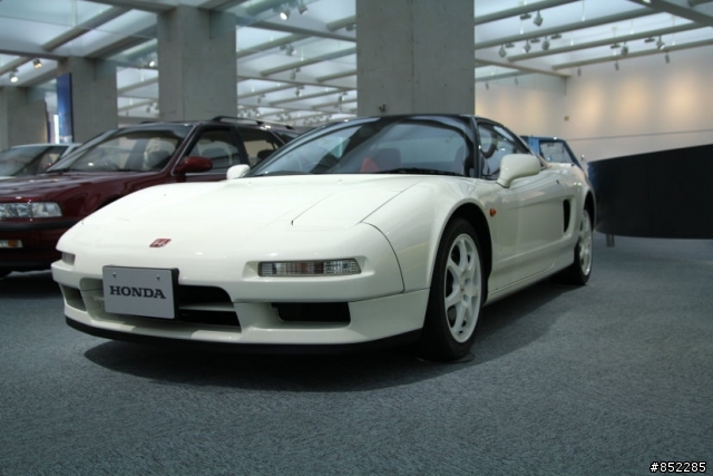 2011 HONDA Collection Hall in JP