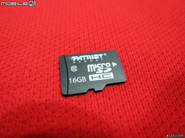 [11/03開箱補充-圖多] Xpreia Arc S 和 Ray-Out 喬巴ARC套 和 日本 SANYO KBC-L2BS 和 黑執事收納包 和 Evangelion 吊飾