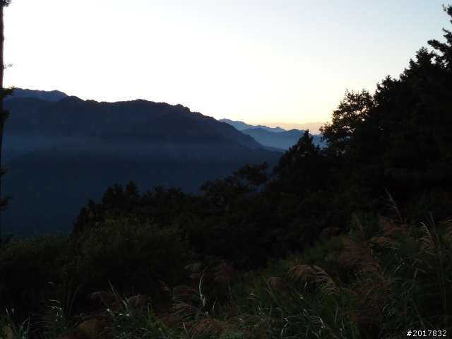10/23-10/24阿里山之戀(龍銀山步道-祝山日出-對高岳步道)
