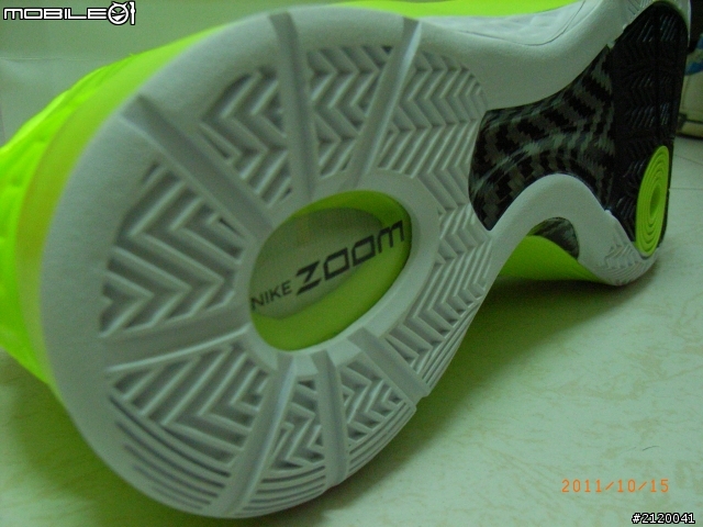 [簡單開箱文]NIKE Hyperdunk 2011 螢光綠