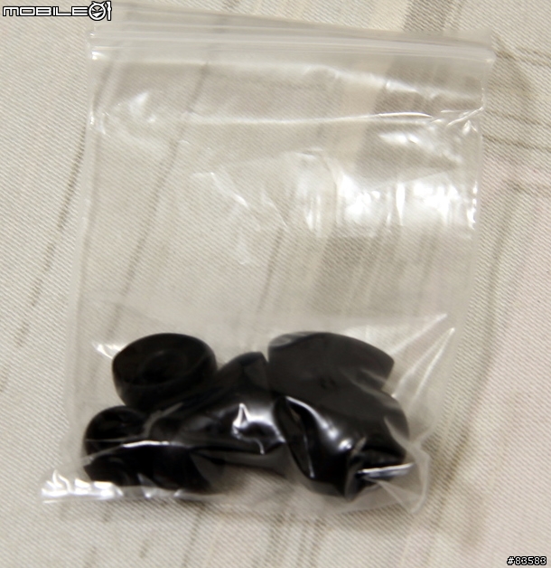 TDK TH-EB900...冷到找不到的小開箱...