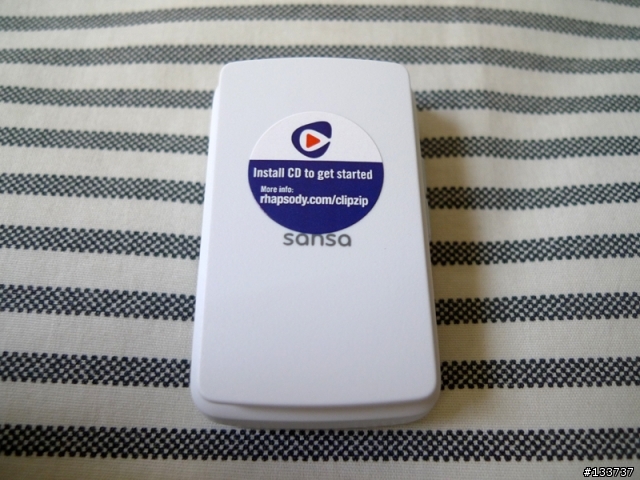 ［開箱］Sandisk Sansa Clip Zip mp3隨身聽 (小巧/功能兼備)
