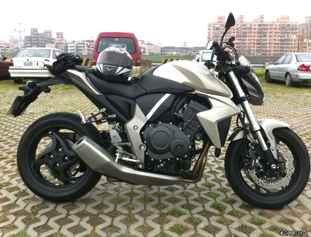 [開箱文] HONDA CB1000R