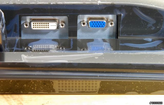 高真實對比5000:1 VA螢幕-BenQ GW2240開箱試用