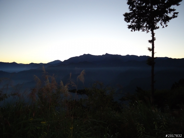 10/23-10/24阿里山之戀(龍銀山步道-祝山日出-對高岳步道)