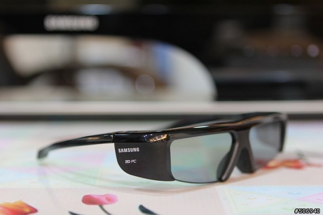 [開箱] 3D步兵、騎兵片放馬過來！SAMSUNG SA950就是要你「好看」！