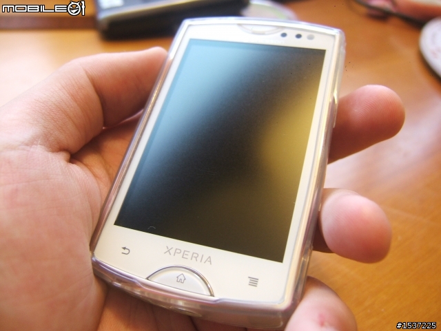 [附圖]Xperia mini(白) 清水套+霧面保護貼