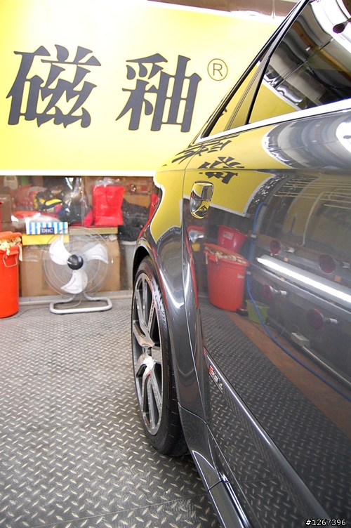 Audi B7 RS4 分享 『更新！終於掛牌了＋磁釉照！』