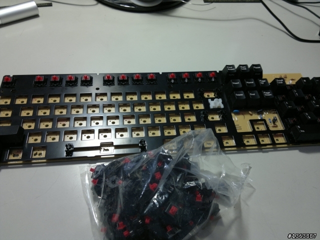 [分享] 改  ZOWIE紅茶軸