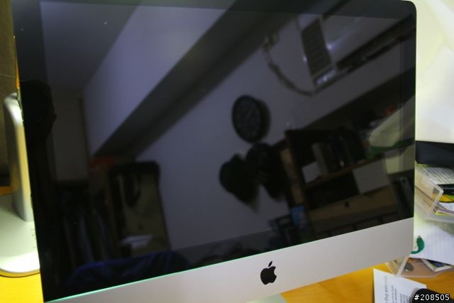 21.5 iMac 開箱啦！[My first MAC]