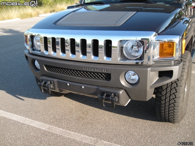 Hummer H3T Alpha